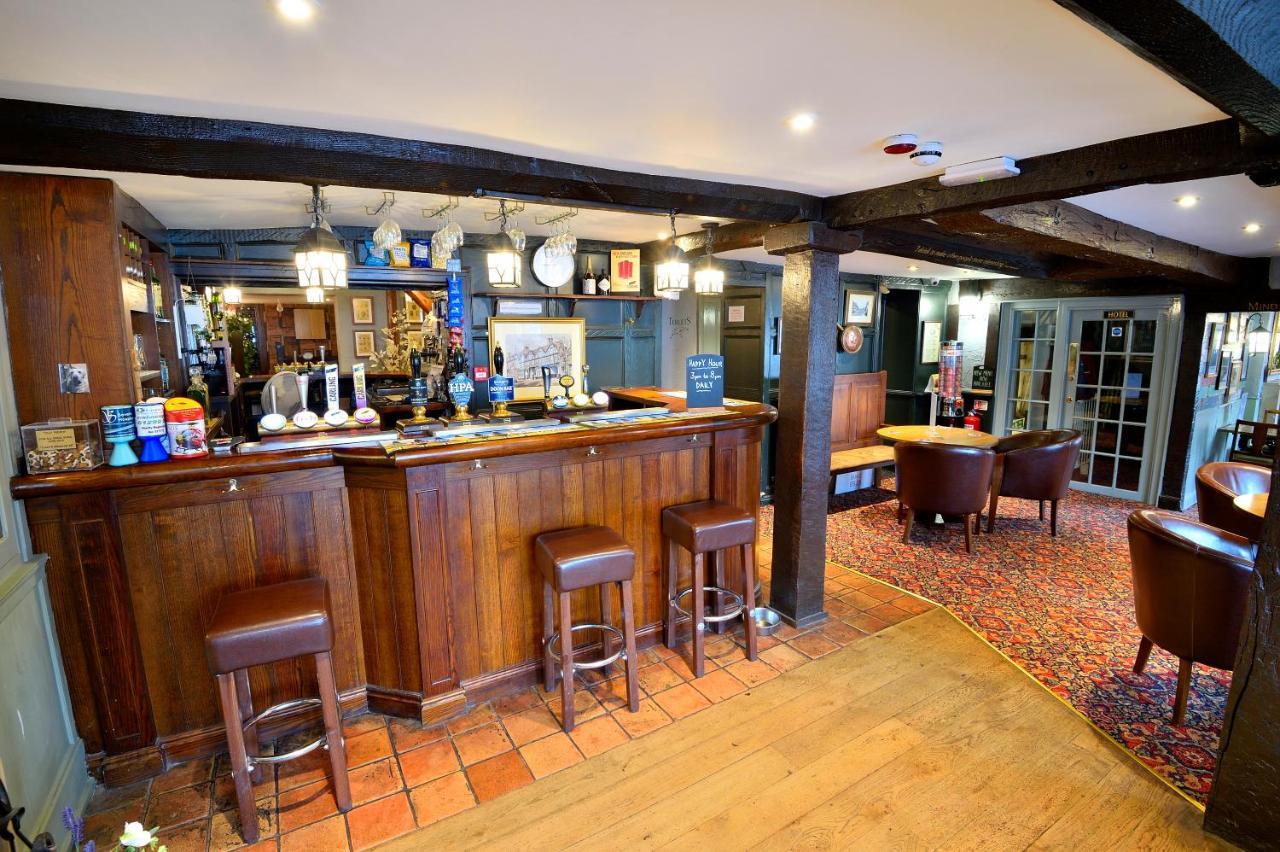 The Talbot Hotel Cleobury Mortimer Exterior foto
